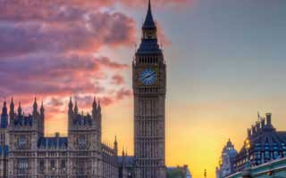 别冲动，爱游戏APP｜爱游戏体育app上那行指数变化像被人悄悄改过的时候，往往最容易吃亏！